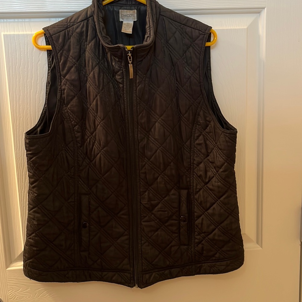 Women’s Chicos Black quilted vest